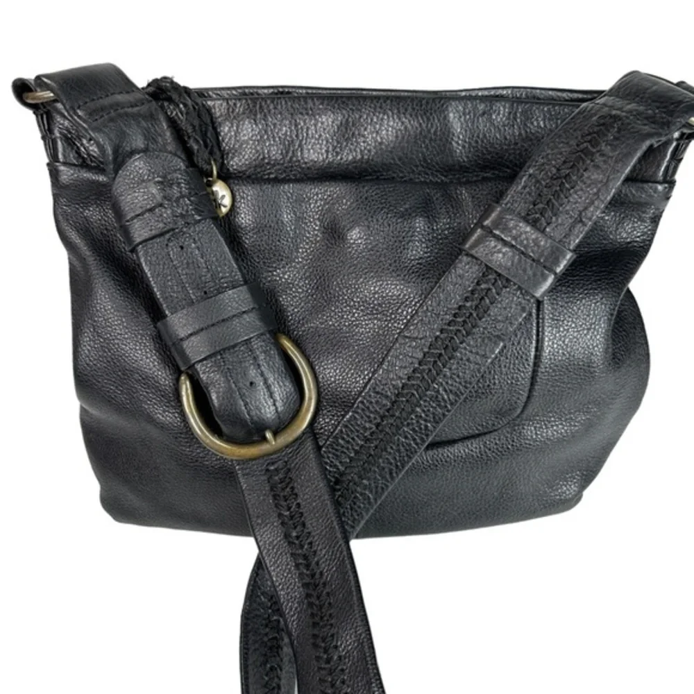 The SAK Black Leather Shoulder Crossbody Bag Purse Top Zip Entry Wide Strap MED - Picture 5 of 12